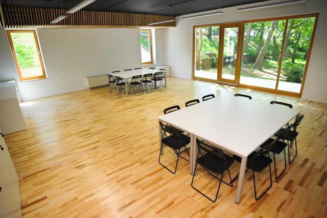 Youth Hostel Ajdovščina Extérieur photo